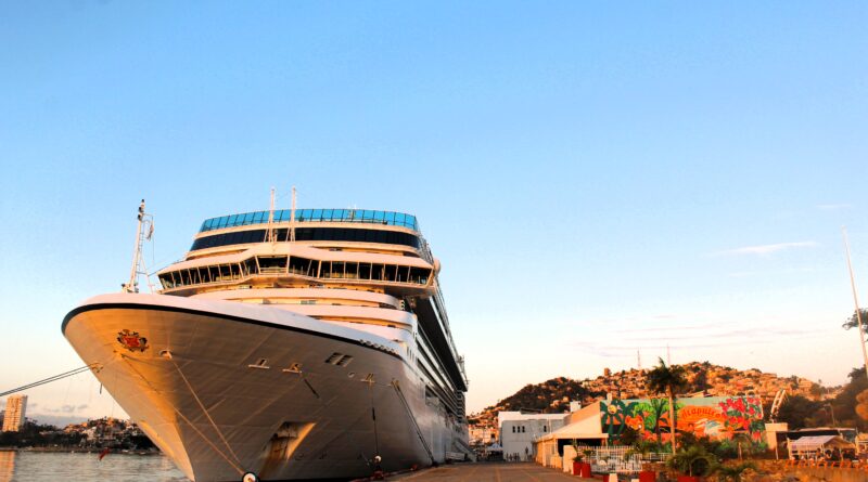 ASIPONA Acapulco Recibe al Crucero MS VISTA