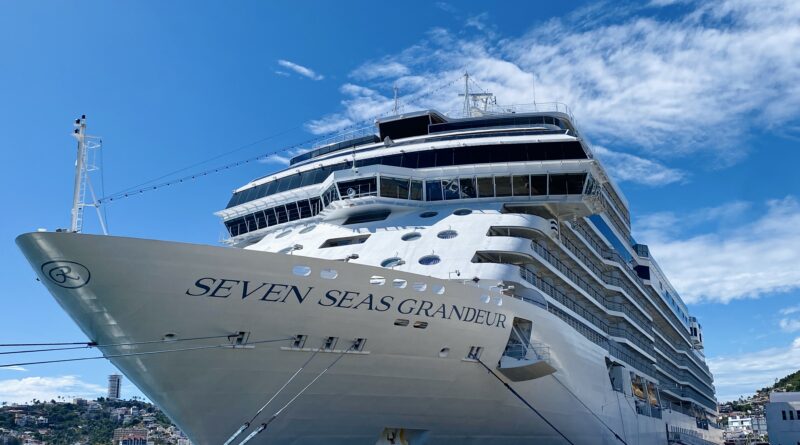 ASIPONA ACAPULCO RECIBE AL CRUCERO MS SEVEN SEAS GRANDEUR