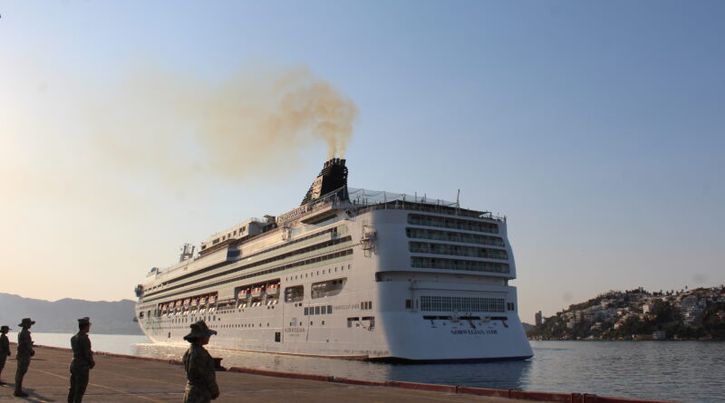 LA ASIPONA ACAPULCO DA LA BIENVENIDA AL CRUCERO NORWEGIAN JADE
