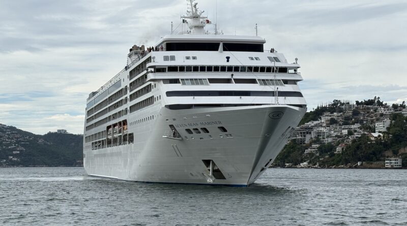 ASIPONA Acapulco recibe al crucero Seven Seas Mariner y firma convenio con Estrella de Oro para fortalecer la conectividad terrestre
