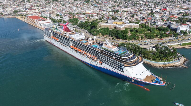 REGRESA CARNIVAL CRUISE LINE A ACAPULCO TRAS 15 AÑOS CON EL CRUCERO CARNIVAL LEGEND